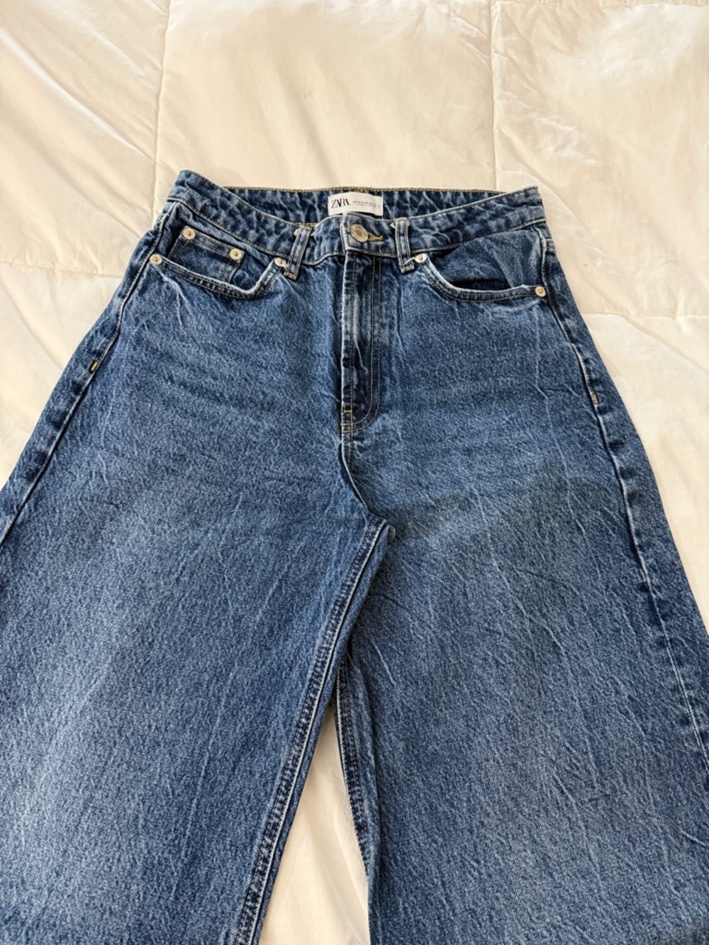 Zara Wide-Leg Flare Jeans in Dark Blue Wash